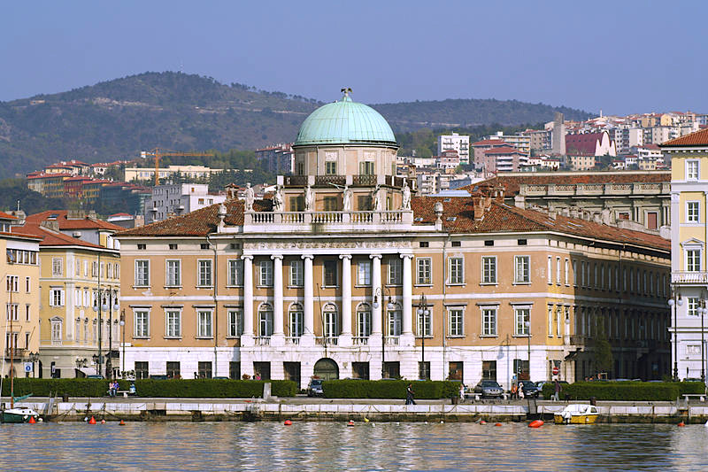 Generali won the bid for Palazzo Carciotti in Trieste, the first historical headquarters of the Company